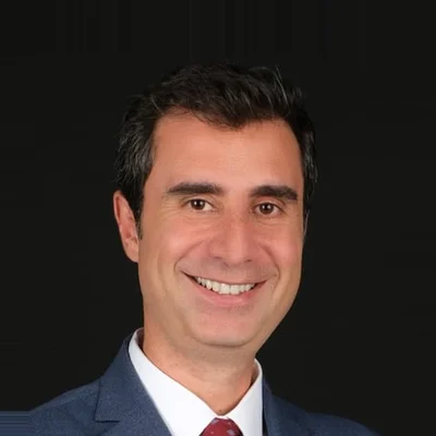 Özer ÇİNİCİOĞLU